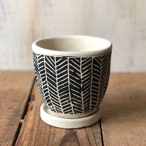 レリーフプランター ヘリンボーン