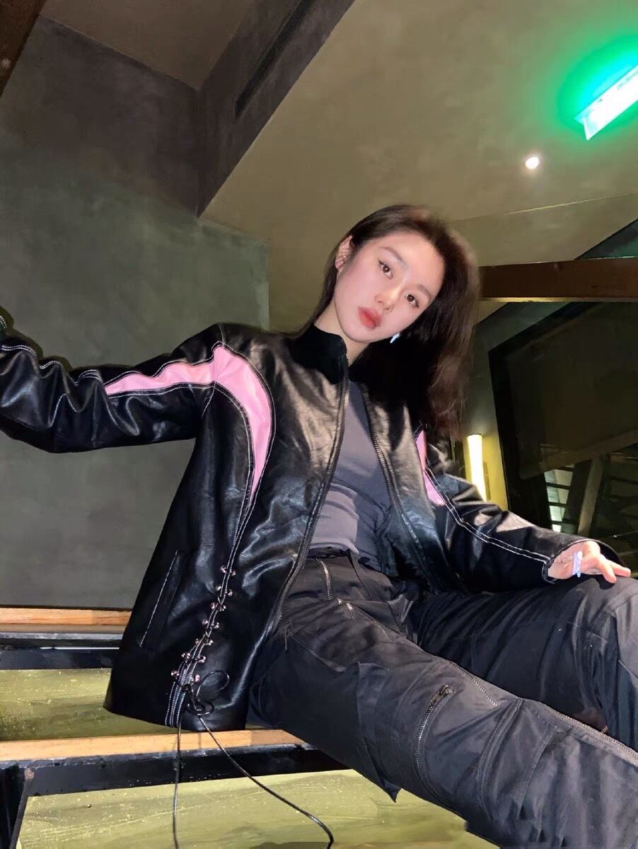 ジャケット 黒 ピンク 革ジャン レザー風 ジャケット ピンク アウター