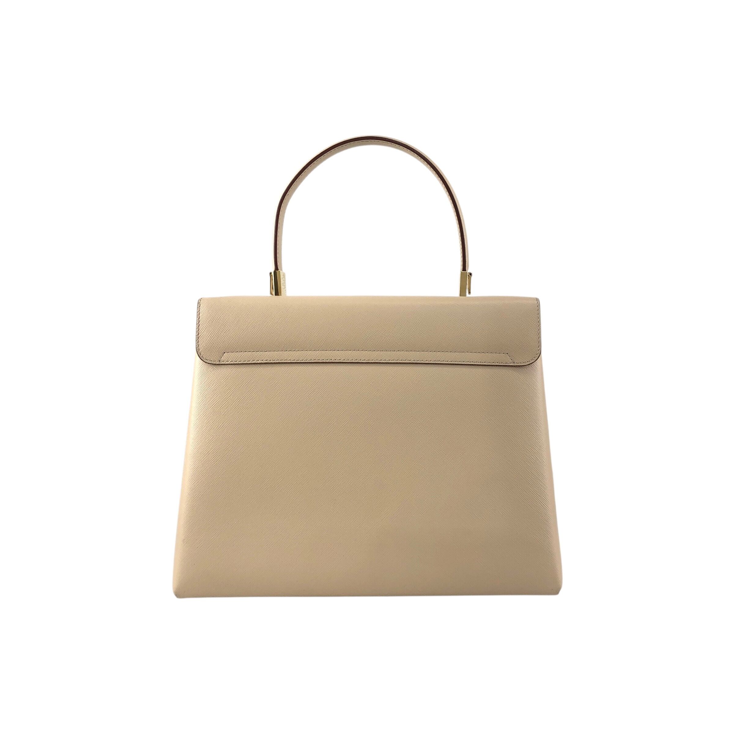 ☆極美品☆サルヴァトーレフェラガモパーティバックベージュ2wayゴールド