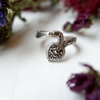 華鬘草の花のリング (bell-13)