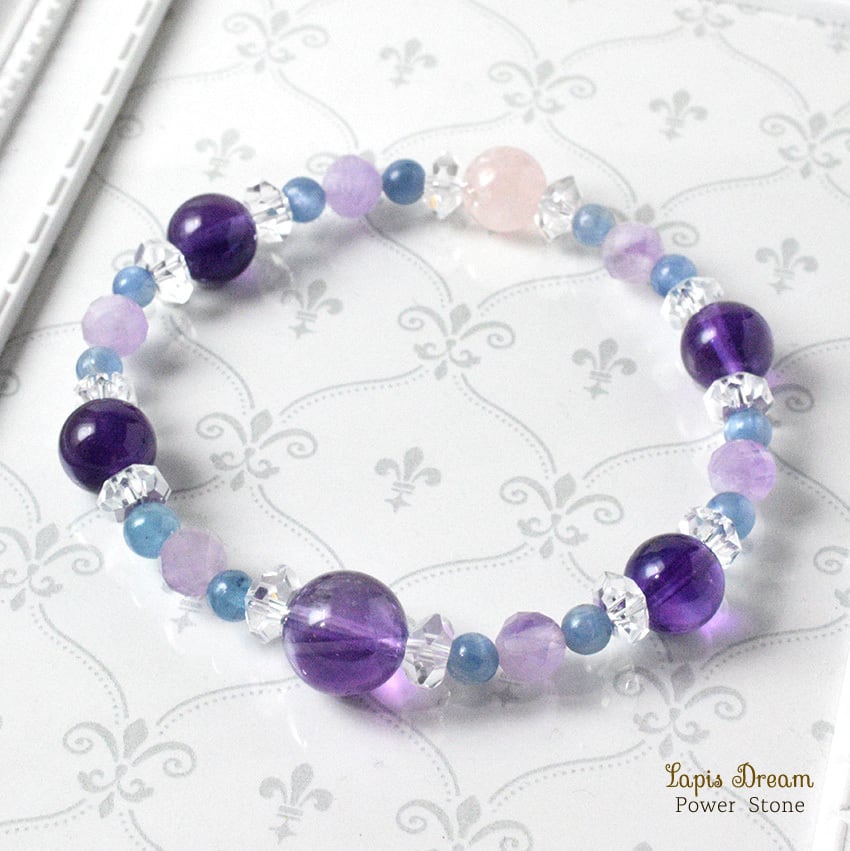 静けさの中で答えを見つけるお守り | アメジスト、カイヤナイトのパワーストーン ブレスレット
