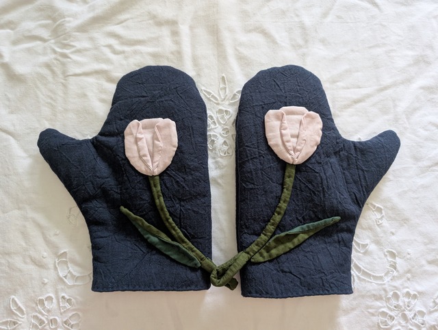 kitchen mitten