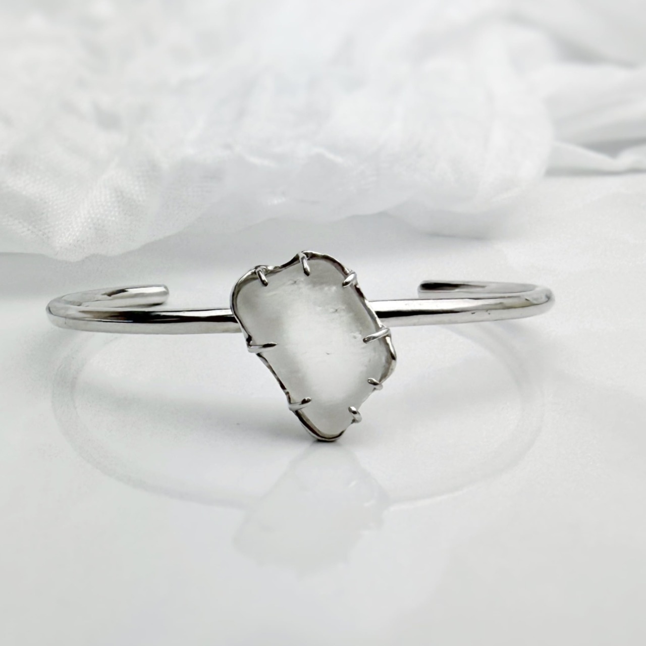 Horizon / Sea Glass Bangle Rough