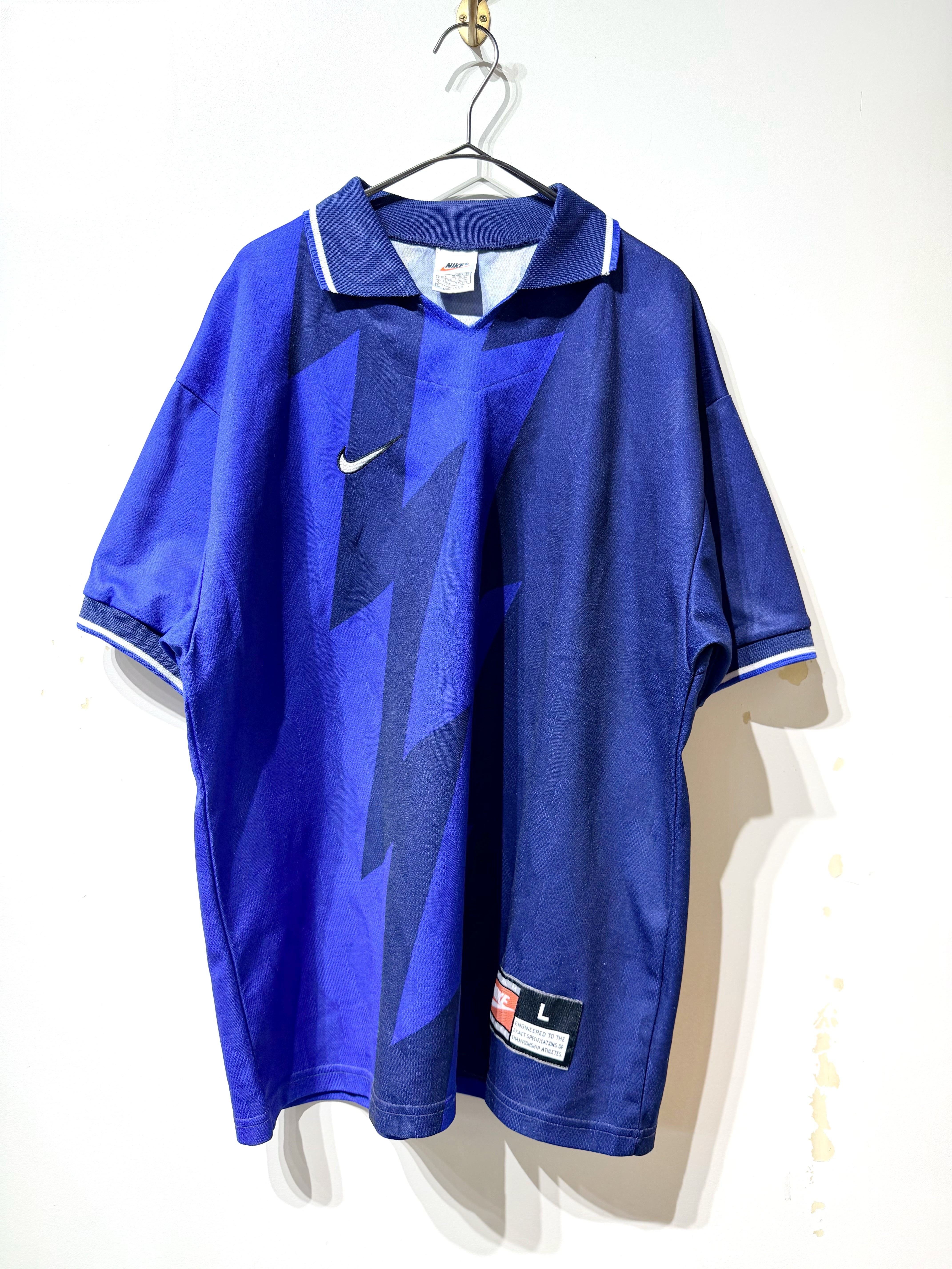 (CS2072)90‘s NIKE Football Game Shirt Lightning pattern made in U.K.