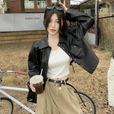 後ろ姿をおしゃれ魅せ クロップド バックシャン フェイクレザー