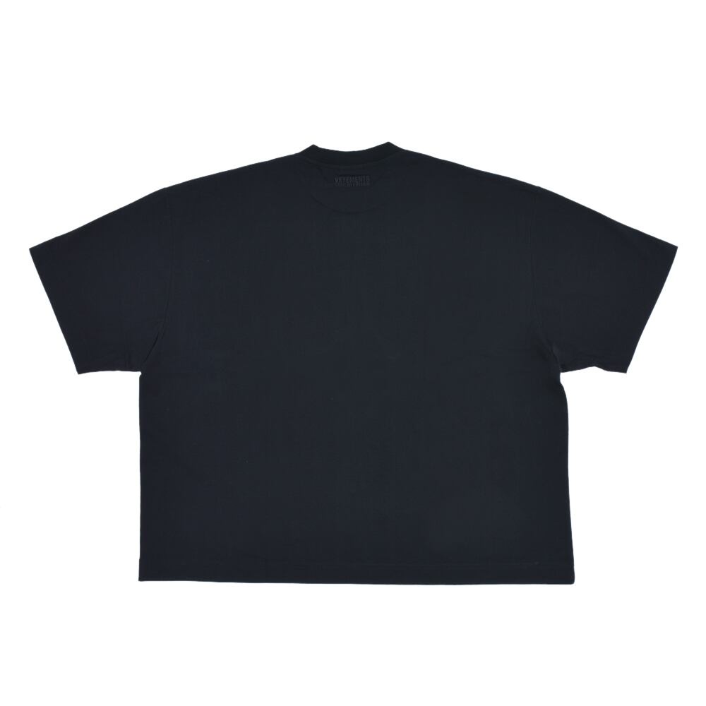 VETEMENTS】VET CROPPED CROPPED BOXY T-SHIRT | AYIN