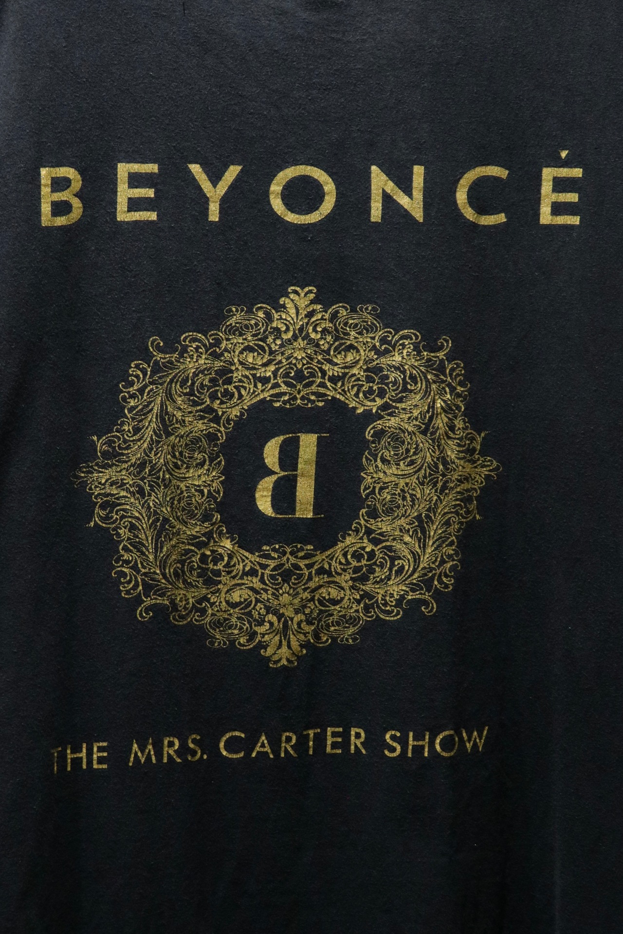 Beyoncé "The Mrs. Carter Show" t shirt