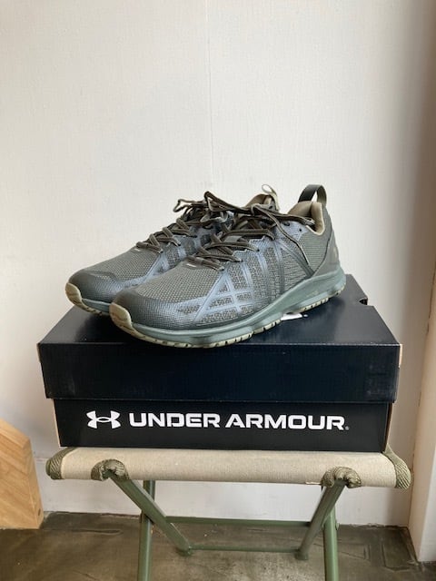 19アンダーアーマーWFT3245Gコールドギアフィッティド抗菌防臭L薄い緑系 19アンダーアーマー◇WFT3245Gコールドギアフィッティド抗菌防臭L薄い