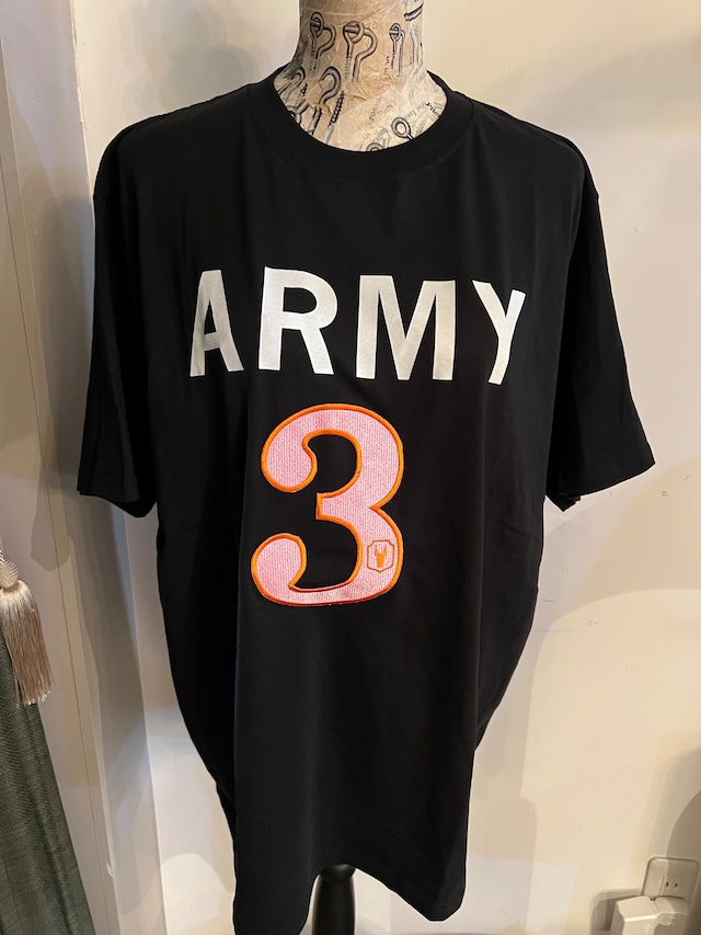 ARMYTシャツ