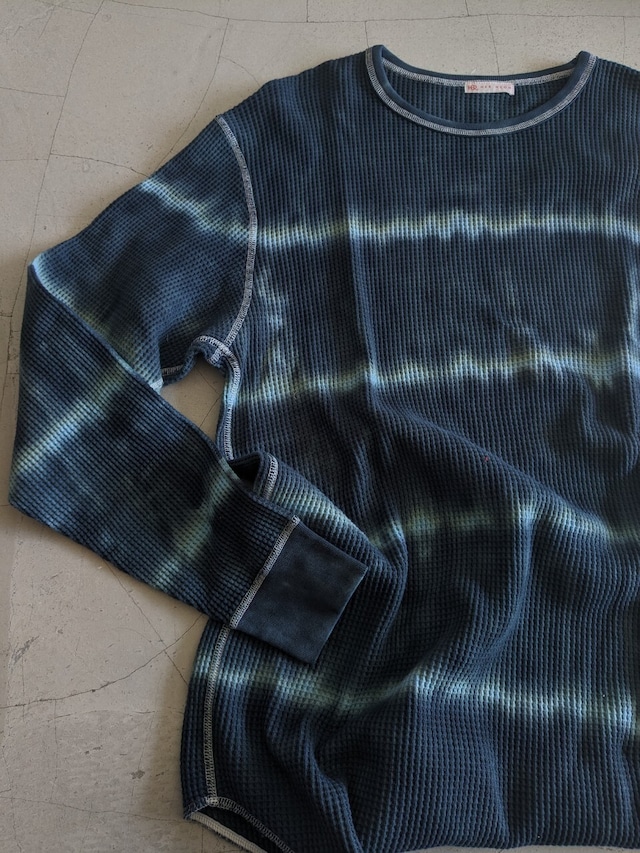 TIE DYE WAFFLE PULLOVER / Charcoal × Baby blue