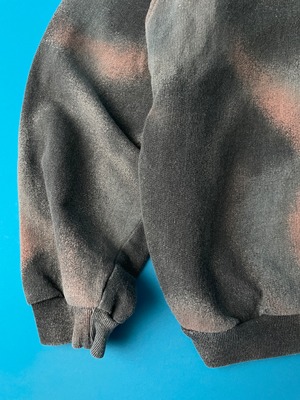 tie dye sweat shirt