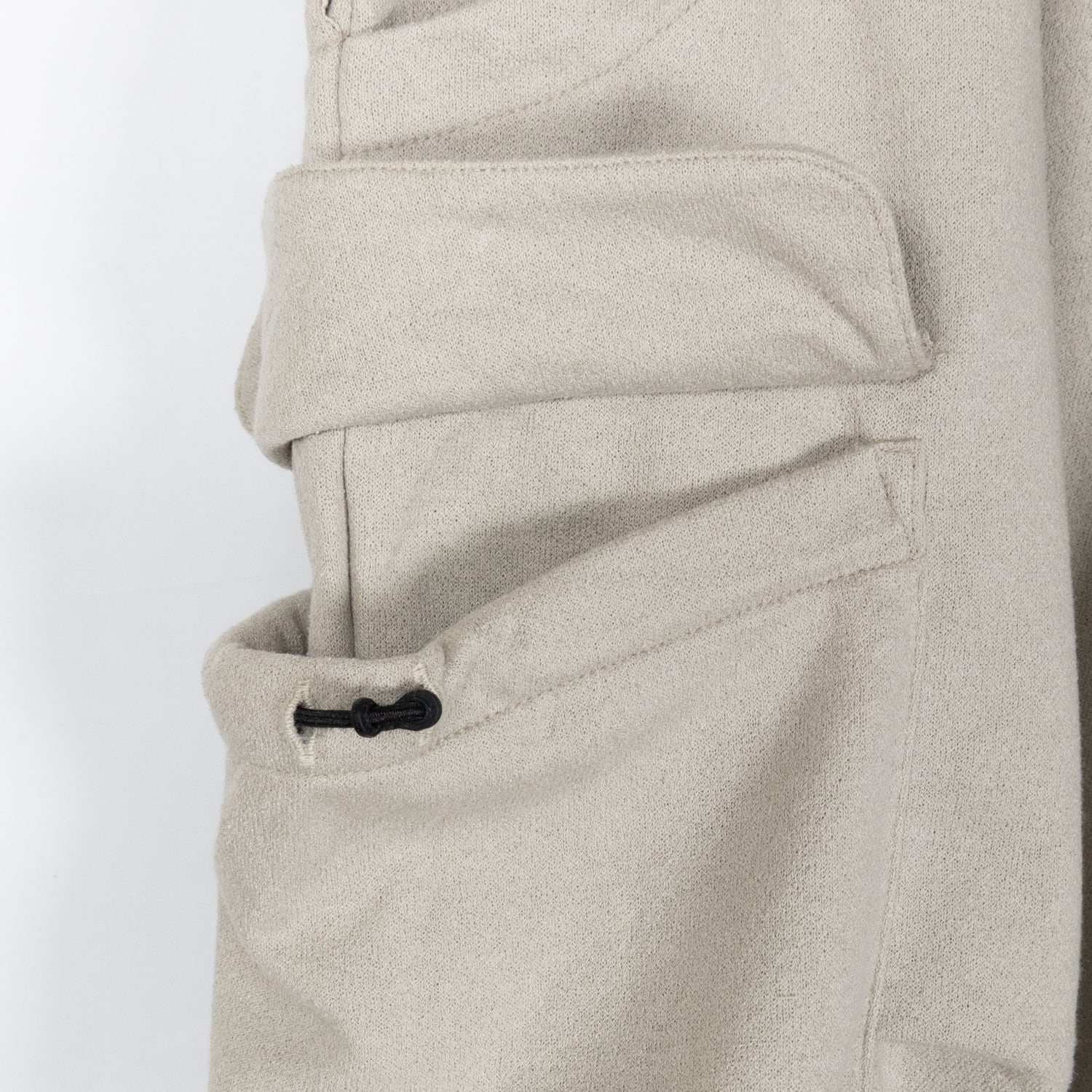 UNEEK BASEMNT - Discover independent style.