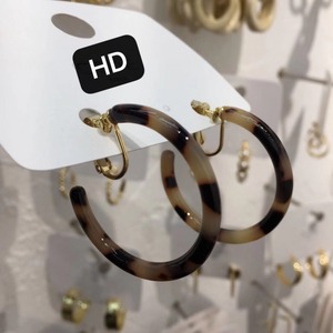 べっ甲フープイヤリング