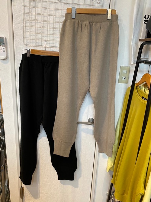 レディース　バルキーニットジョガーパンツ