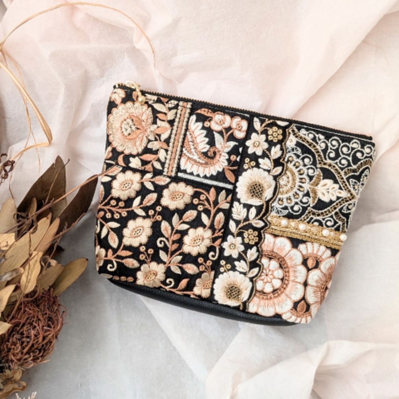 マチ付ファスナーポーチ