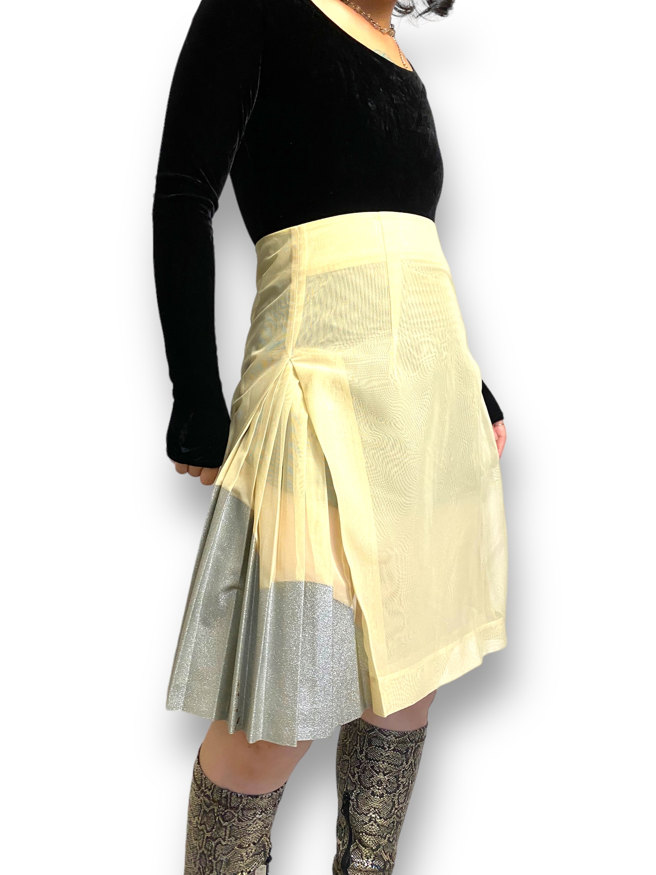 “TOGA” shear pleated skirt