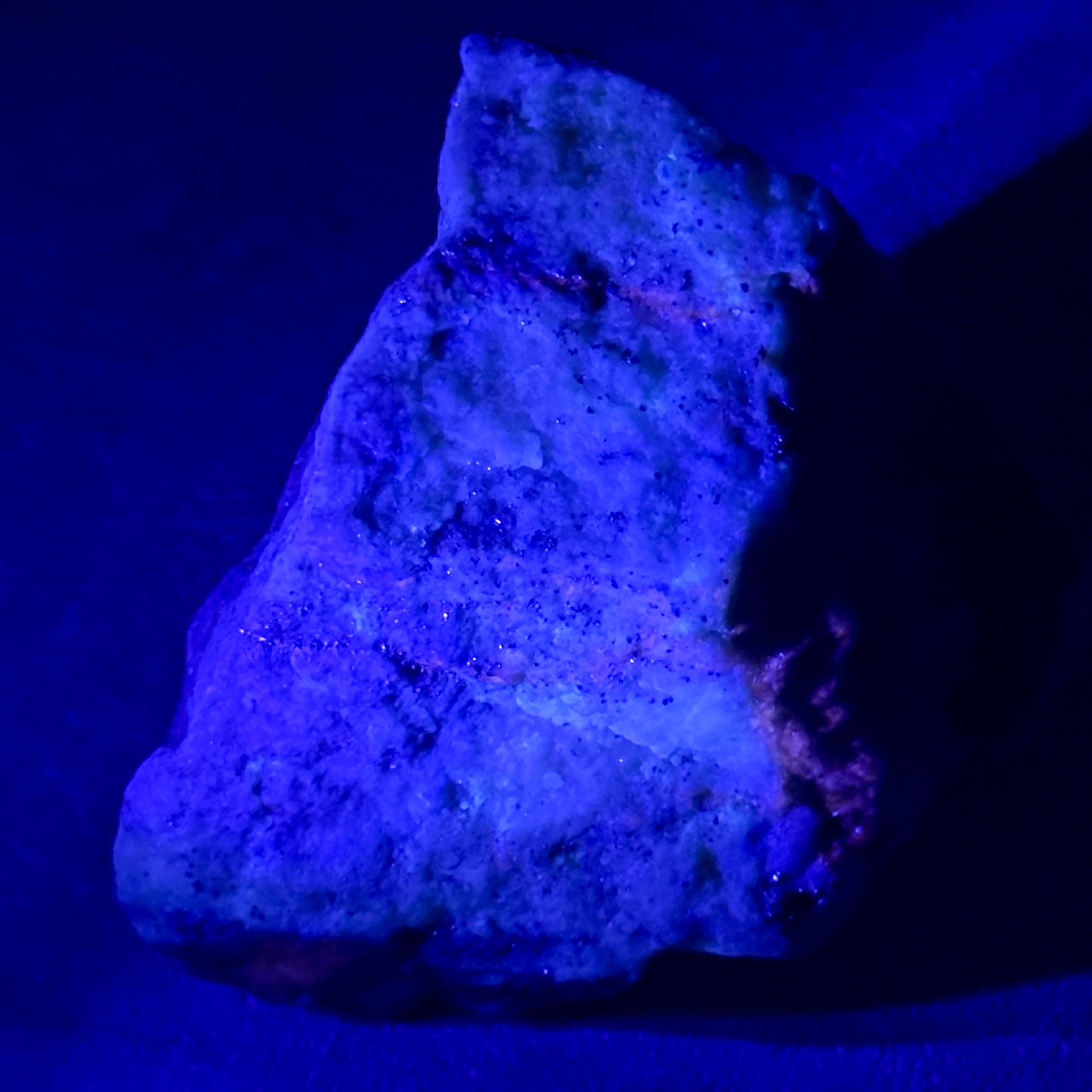 蛍光◎アフガナイト 原石74◇Afghanite◇ 天然石・鉱物