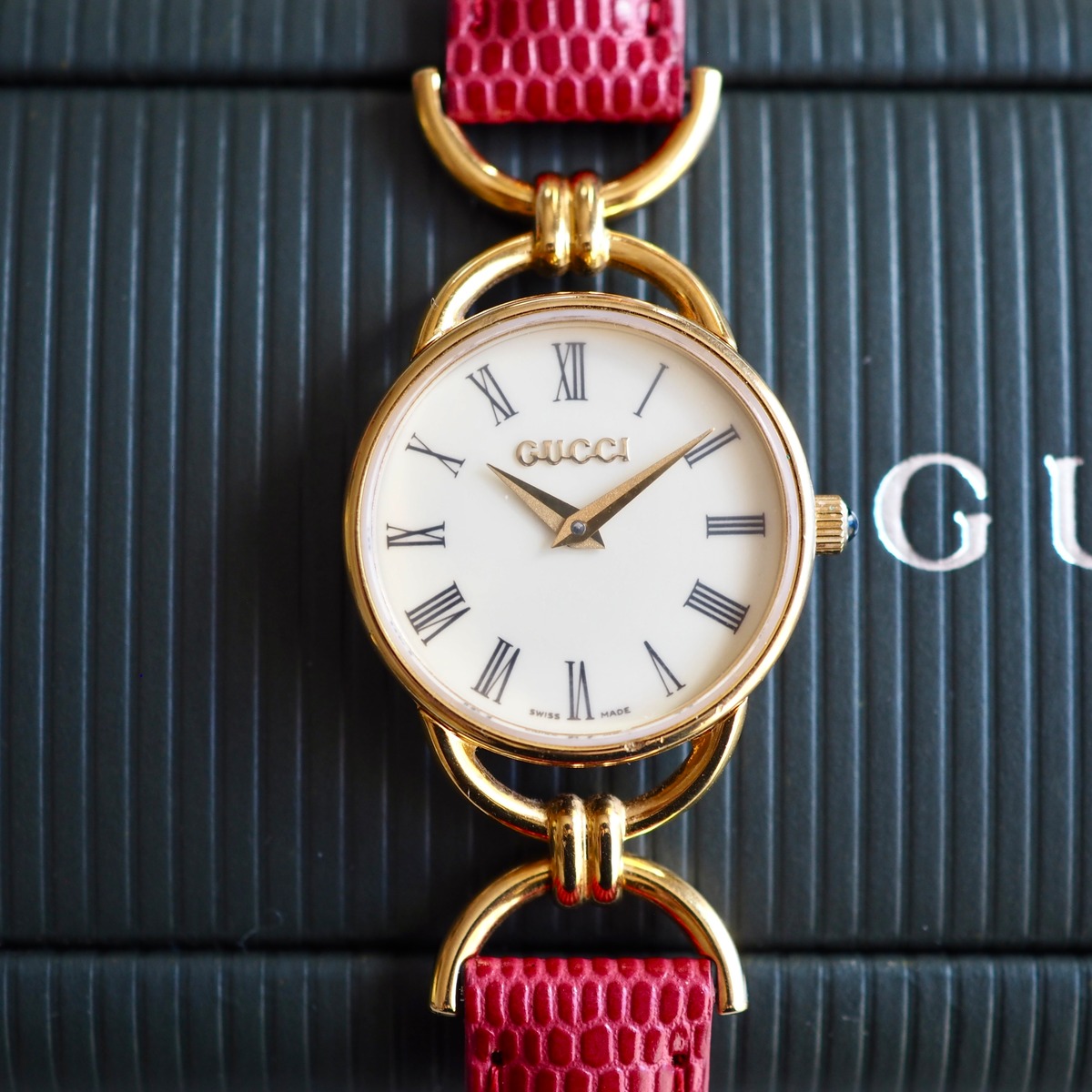 GUCCI オールドグッチ ローマン 6000.2.L クォーツ ヴィンテージ時計 