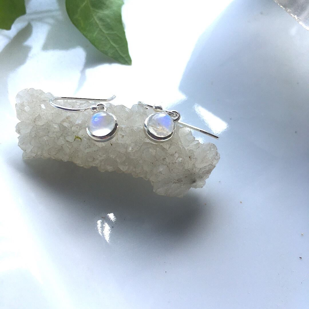 【SV925】✦6月の誕生石✦⋆.満月レインボームーンストーンピアス⋆.·Moon Light.·✦