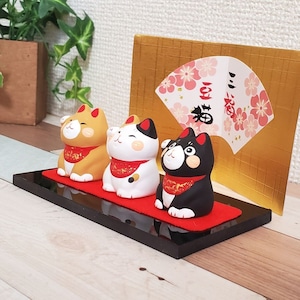 これはかわいい！素焼き陶器の3福豆人形(猫)