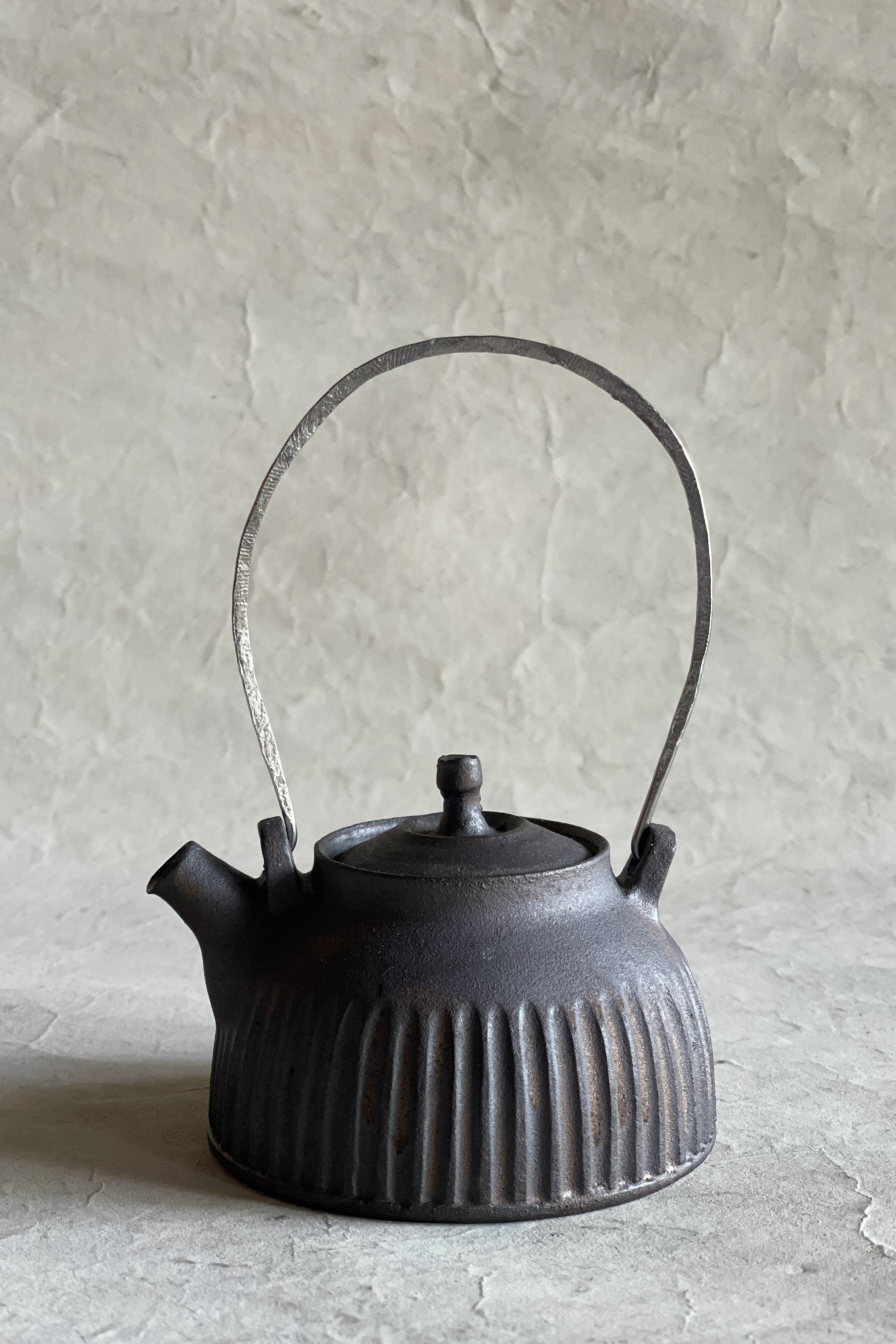 阿部慎太朗さんのラヴィエプレート 阿部慎太朗 展 \本日も開催中・明日15日は中休み// 今日は新作