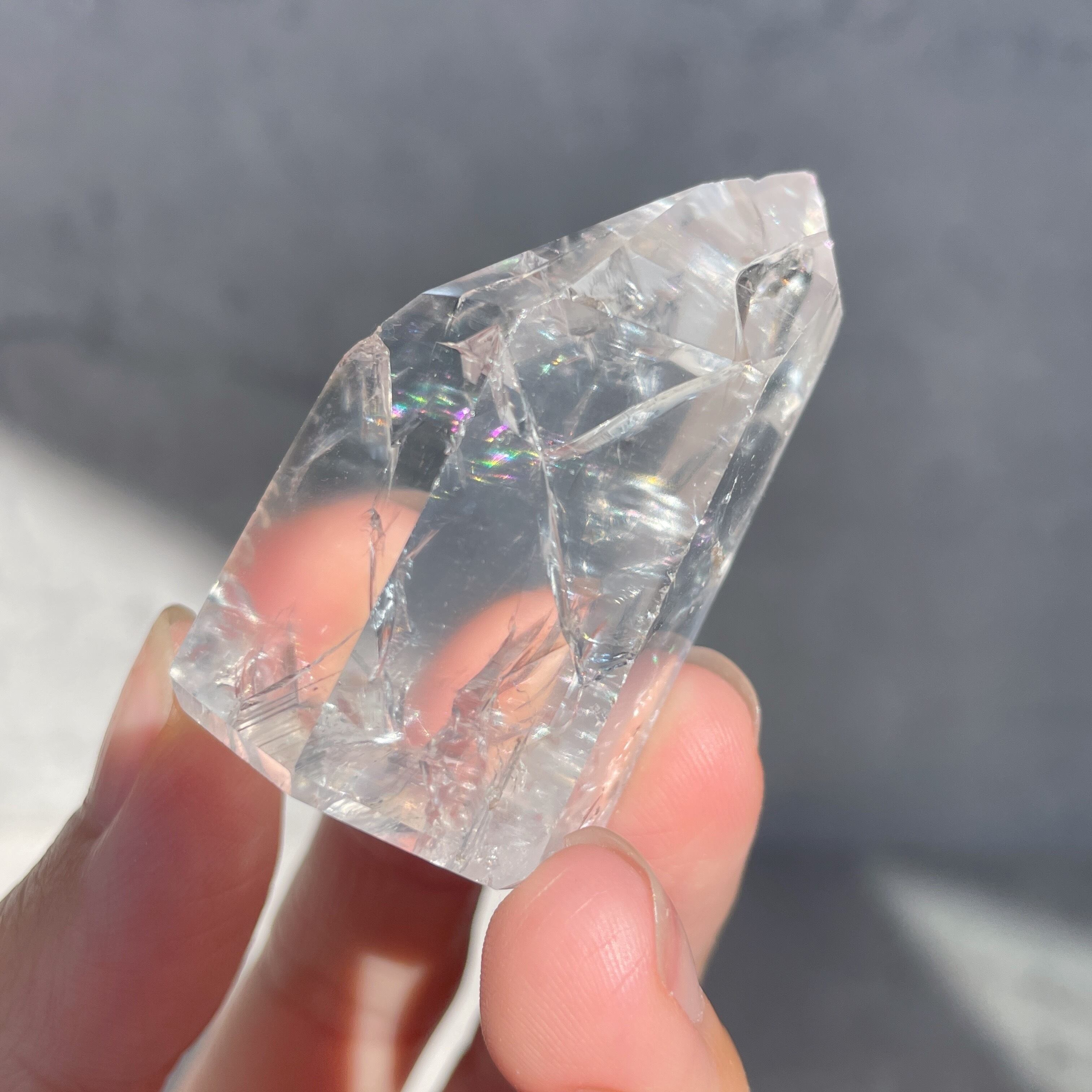 クラック水晶タワー天然石