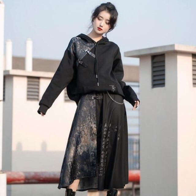 ゴスロリ通販 With U ゴシック ロリィタ セーター フーディ チャイナ風 中華服 刺繍 ユニセックス プルオーバー バックル PUレザー ストリート系 地雷女子 サブカル女子
