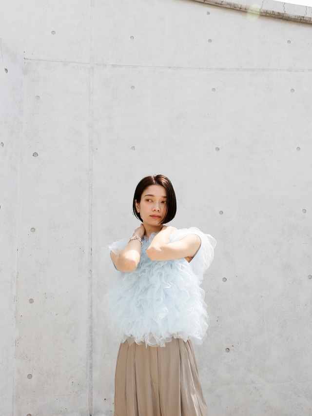 【4/18-4/23先行受注商品】tulle frill blouse