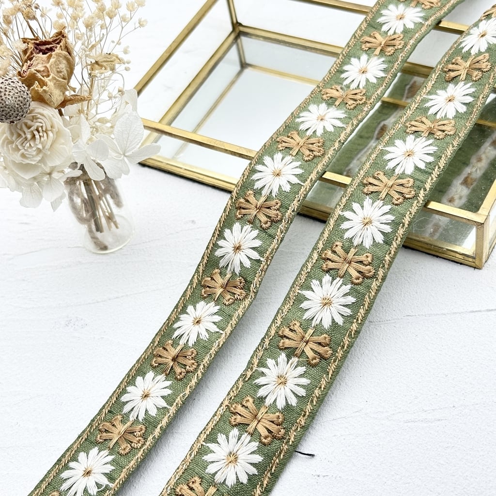 デイジークロス NEWタイプ [グリーン]インド刺繍リボン 2584 | インド