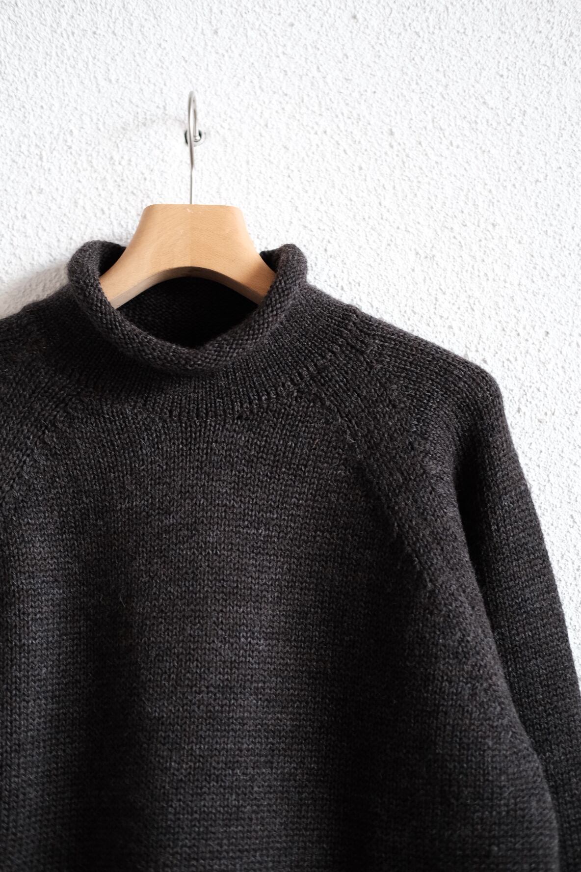 ENDS and MEANS＜エンズアンドミーンズ＞Roll neck knit | Inhigh
