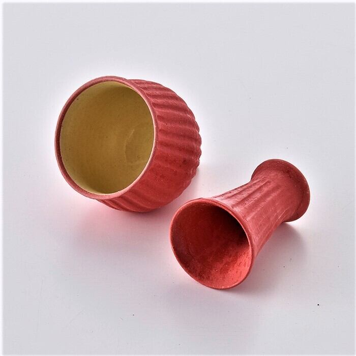 石のような硬い赤褐色の古壺 石のような硬い赤褐色の古壺 Special exhibition of the Tatetsuki