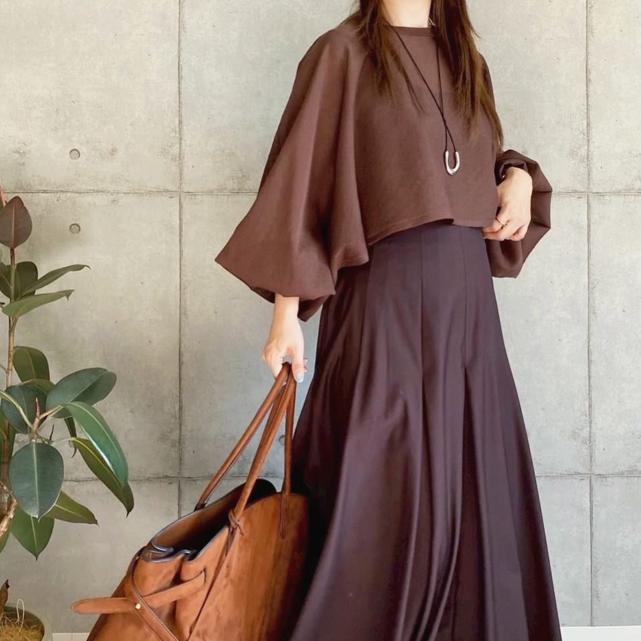 ロージー  Rosiee シアークッロプドKnit