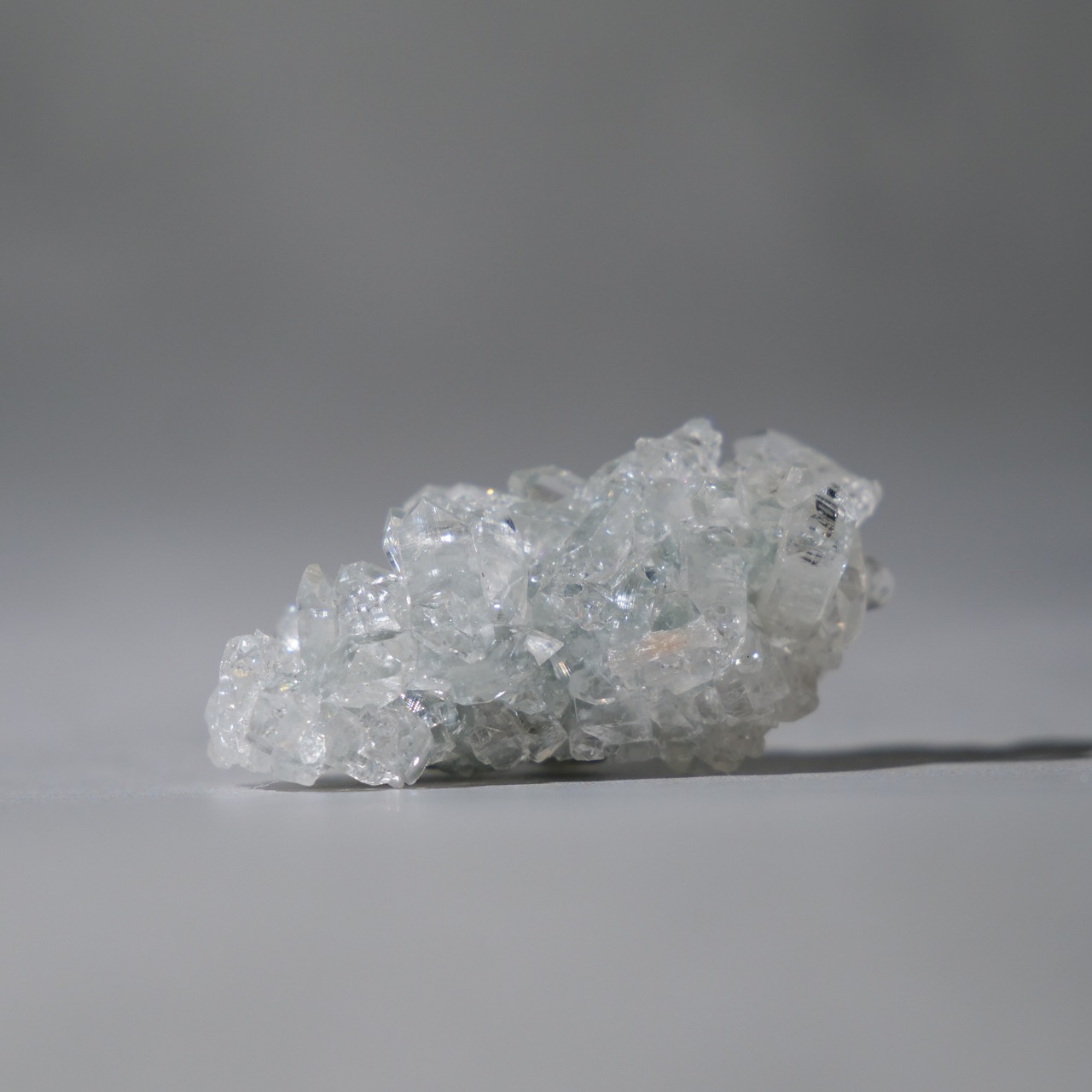 ダイアモンド アポフィライト / 原石 標本