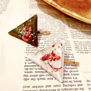 三角形 お花ときらきらのポニーフック