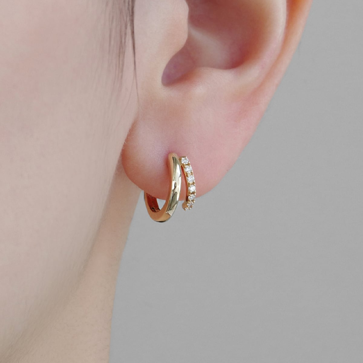 Double hoop diamond pierce | anapnoe