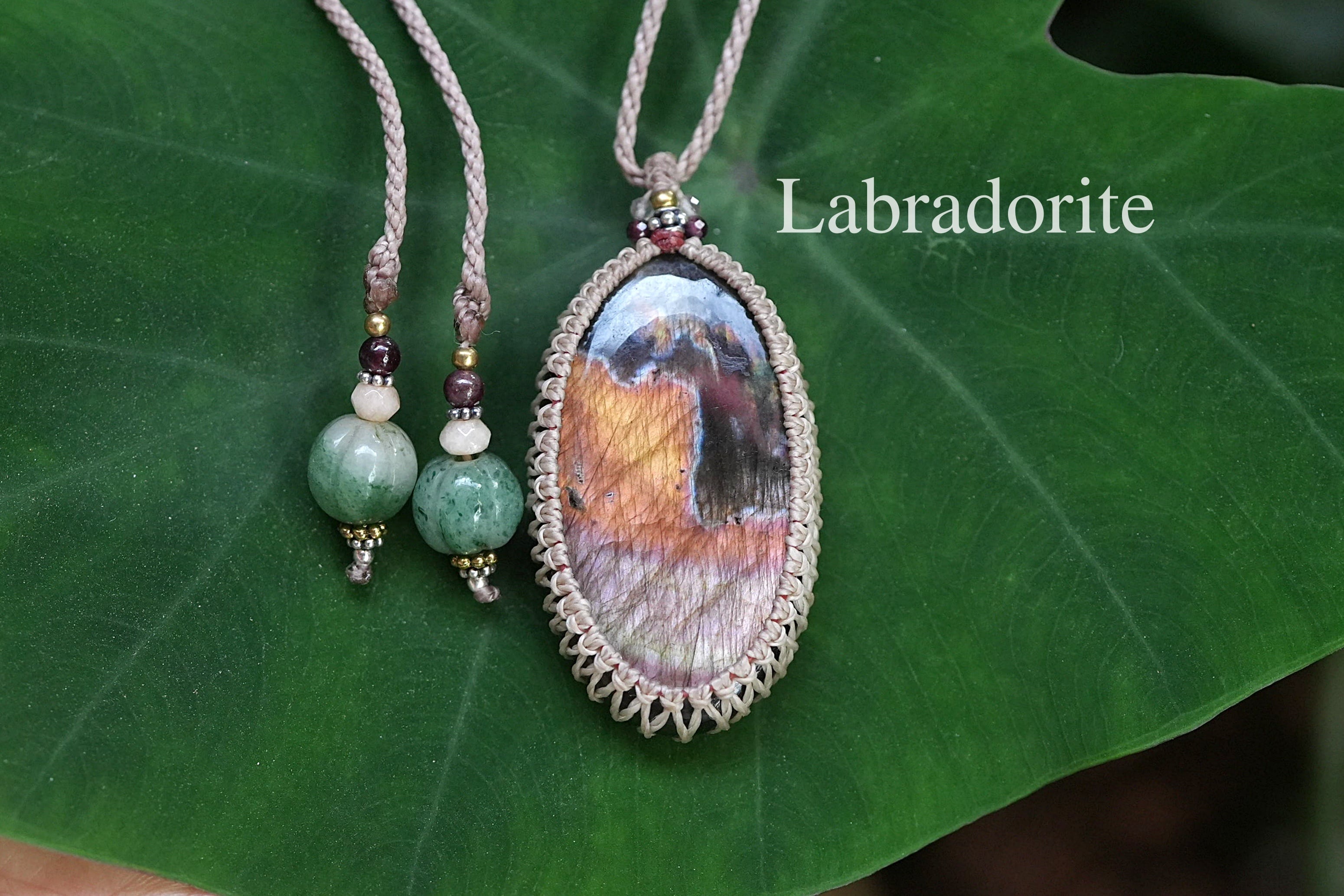 オレンジピンク★ラブラドライト マクラメネックレス1889