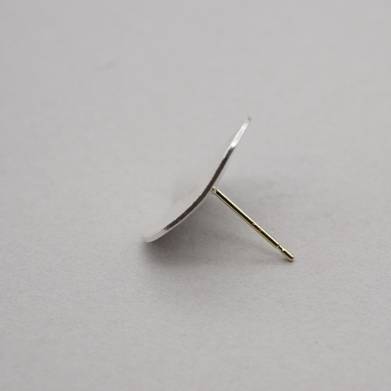 hatsuyuki　（純銀/K18）　Pierced　earring　（M）