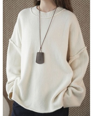 Loose Crewneck Knit