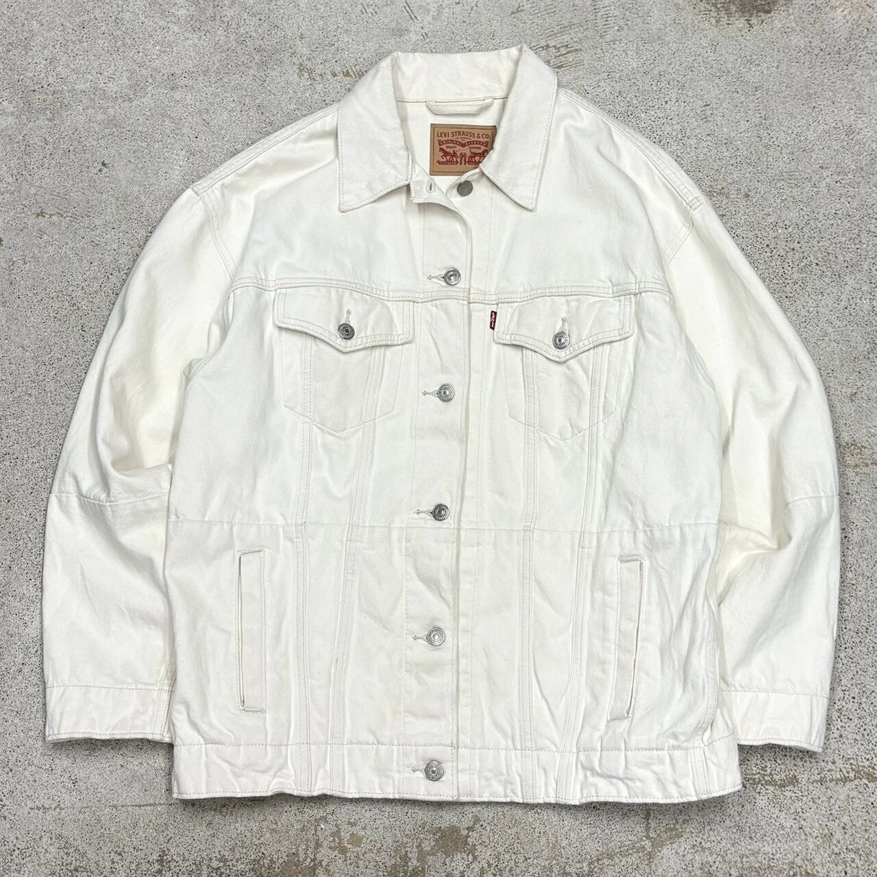 size XL】levis リーバイス ホワイト デニムジャケット XL 白