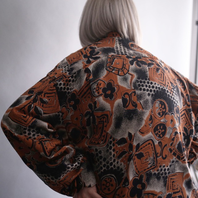 black base modern flower art pattern fry-front shirt