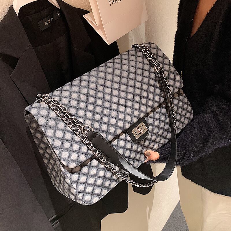 チェーン オータム 秋物 メッセンジャーバッグ Tiancai_Wing_Bag32666641011