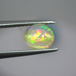 大きめ遊色☆激しい虹色メキシコオパール 0.65ct