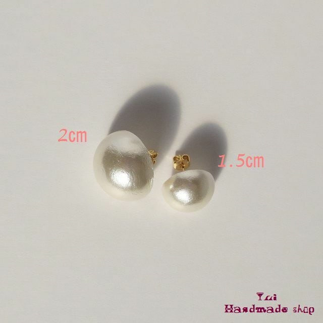 ホワイト ビックピアス2cm カボションのコットンパール | 休業中