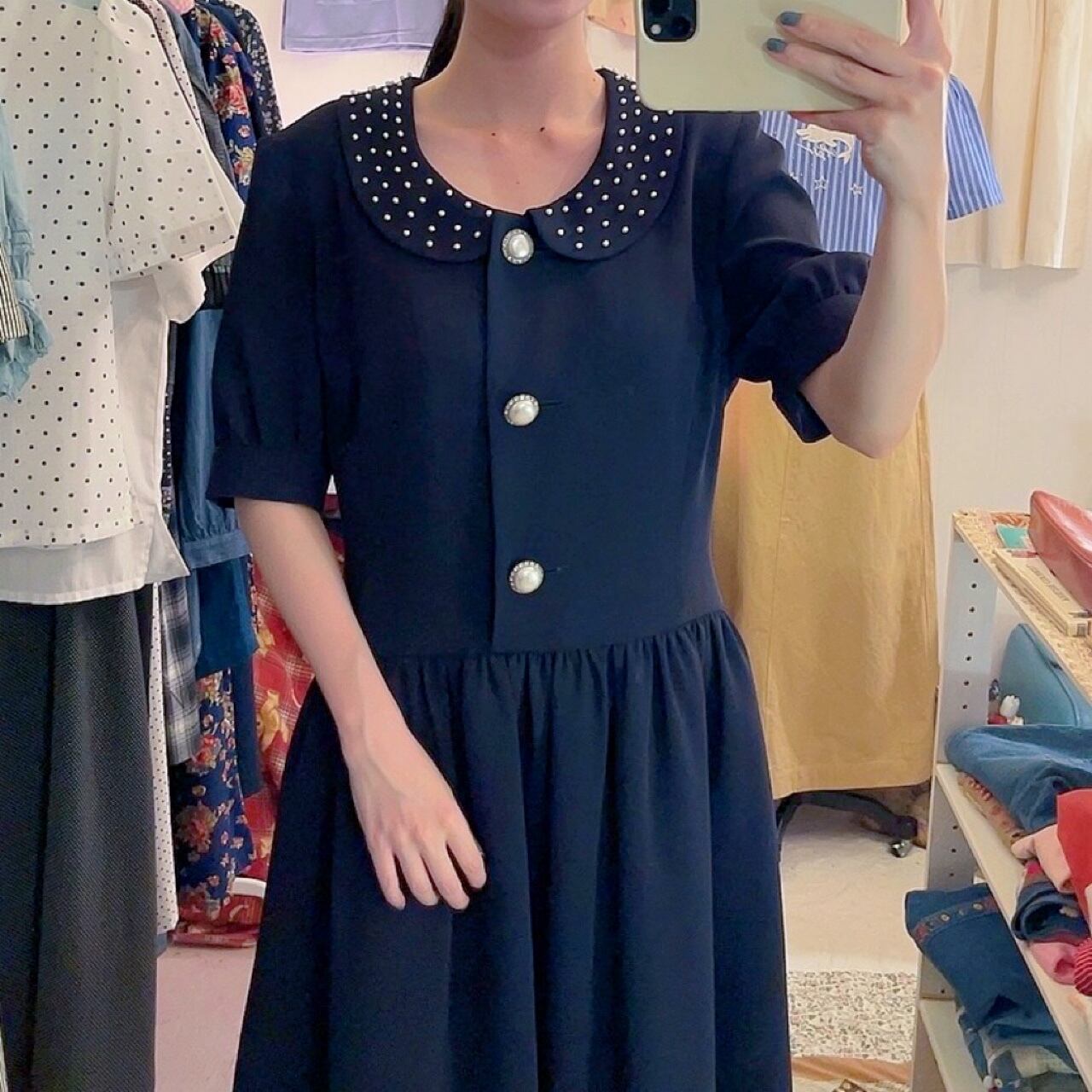 pearl big button gather one-piece