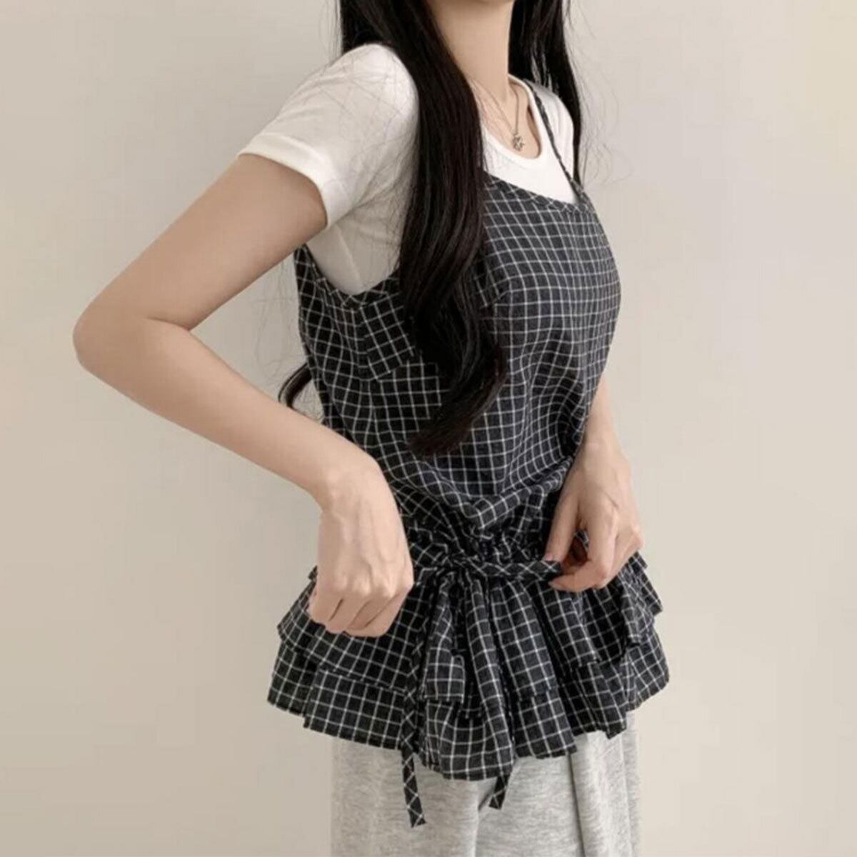 ペプラム キャミソール チェック柄 フリル レディース 春夏 韓国 ティアード ビスチェ きれいめ 大人 かわいい フェミニン ガーリー サイドリボン レイヤード 重ね着 ギャザーフリル 大人可愛い 大人女子