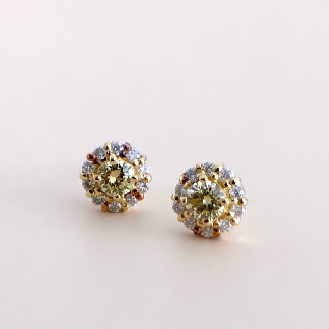 イエローダイヤモンド ヘイロー ピアス 0.30ct K10イエローゴールド チェカ 鑑別書付 | cheka Diamond & Jewelry  powered by BASE