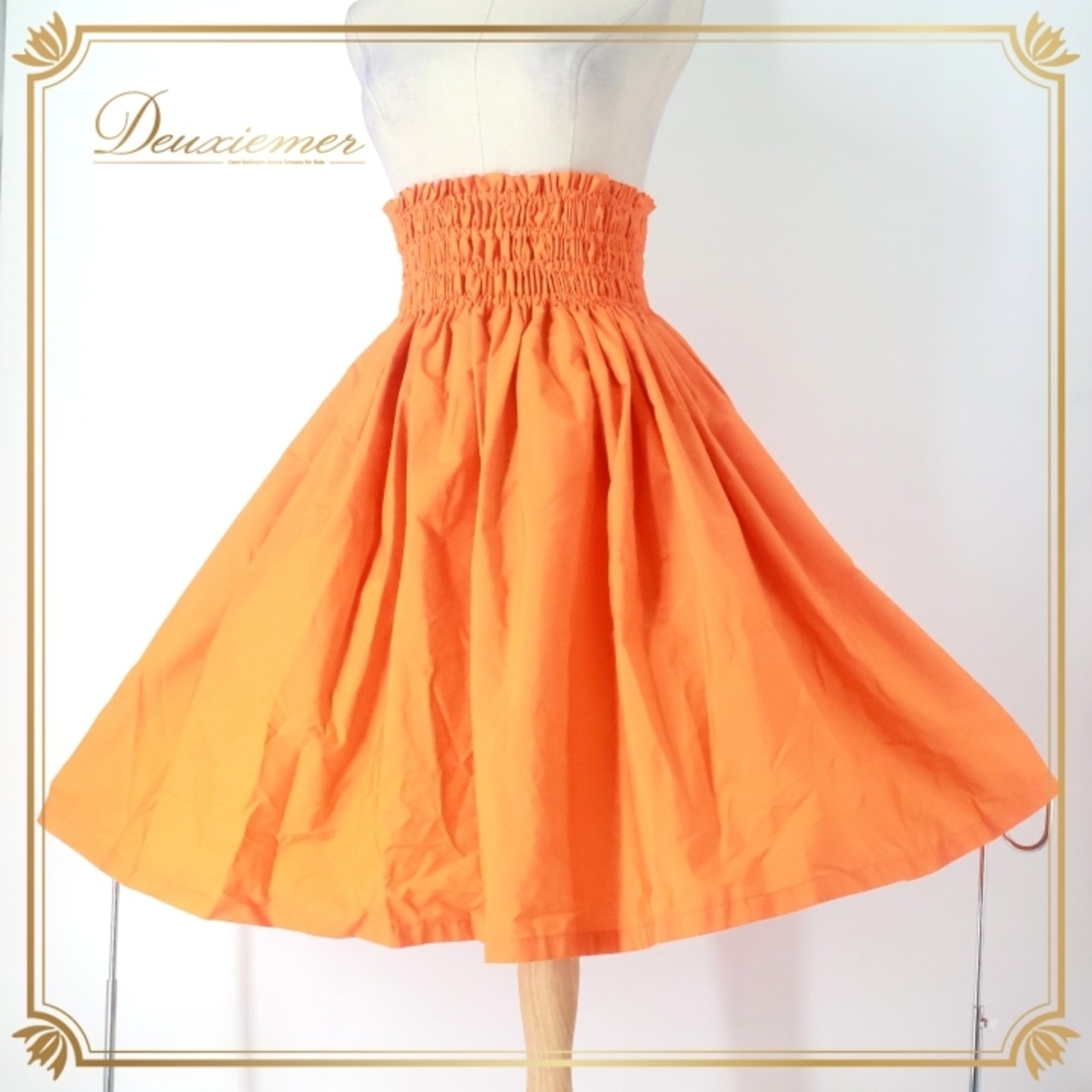 フラダンス 衣装 パウスカート オレンジ系 橙 無地 シンプル ハワイアン アロハ フラ ダンス レッスン 練習 シングル スカート 練習着 かわいい おしゃれ 上品 華やか 鮮やか フレア ふんわり 軽やか かわいらしい おしゃれ着