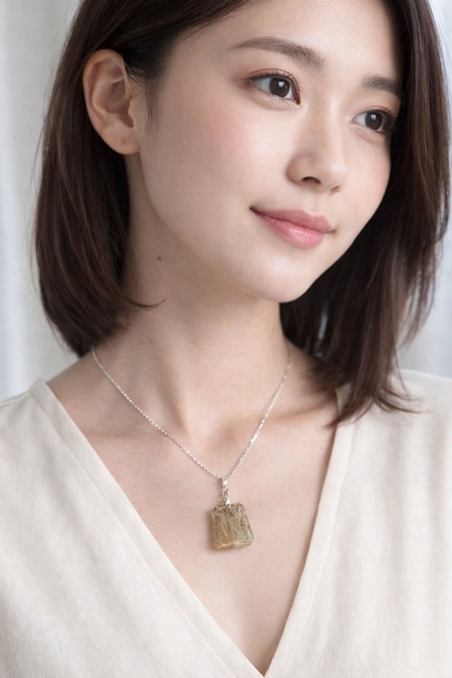 ルチルクォーツペンダントトップ　約7g