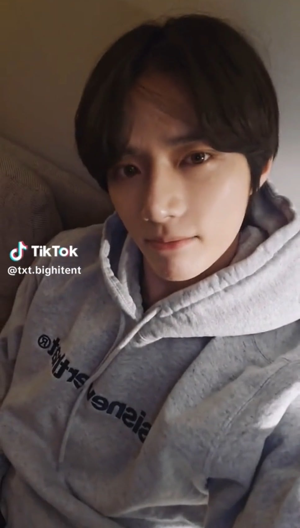 ☆TXT ボムギュ 着用！！【thisisneverthat】 T-Logo Hoodie