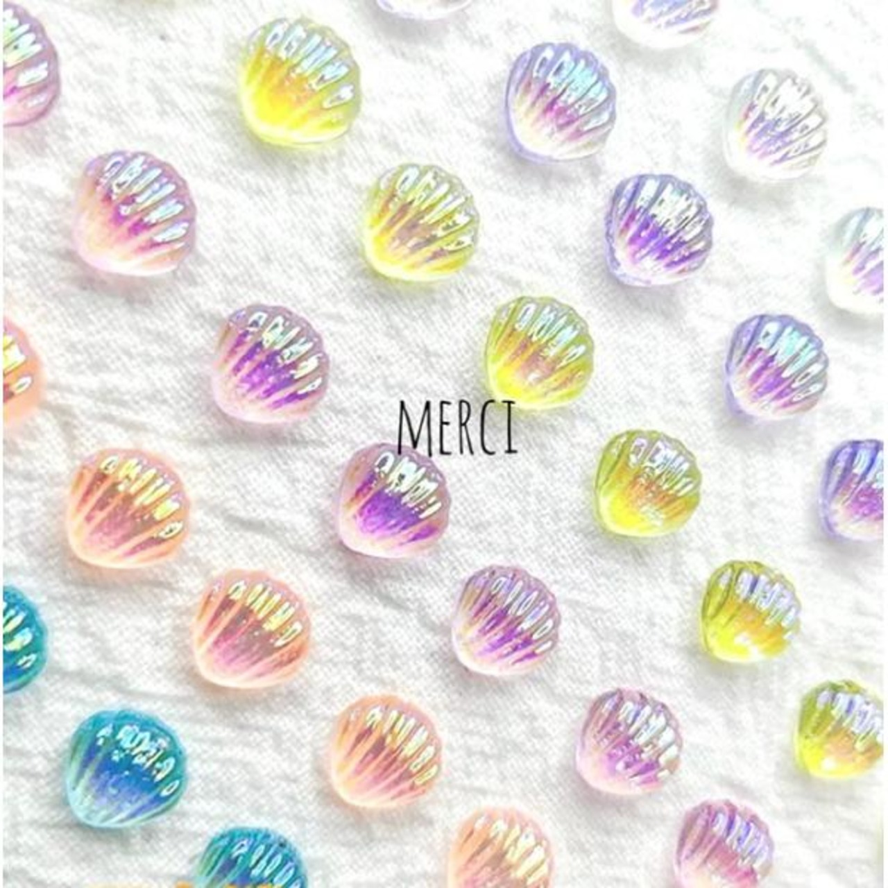 【8個】シェルアクリルカボション/ネイルパーツ/樹脂